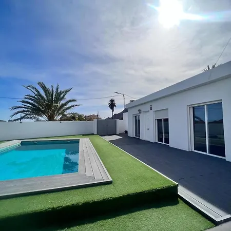 Casa Mayra Los Caparroses