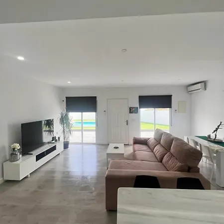 Casa Mayra * Los Caparroses